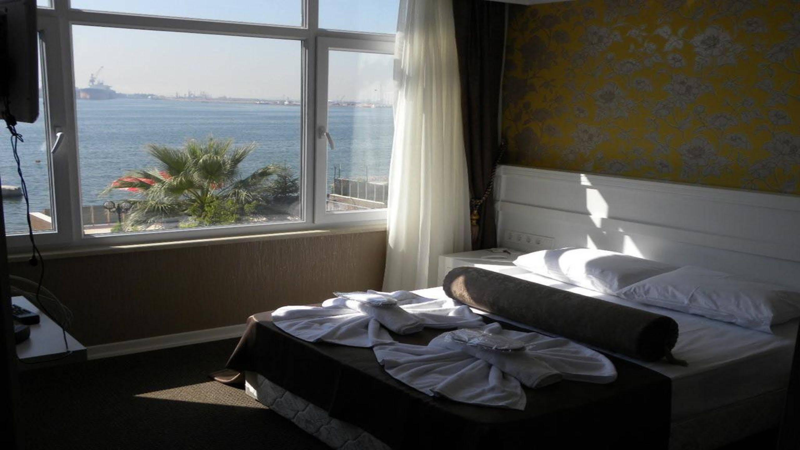 Blue Marine Hotel Sekerpinari Kültér fotó